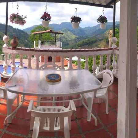 Apartamento Campestre มานิซาเลส ภายนอก รูปภาพ